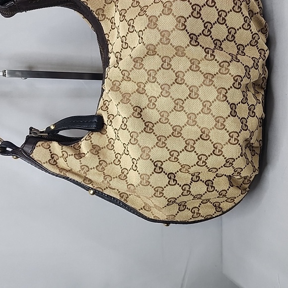 GUCCI GG Canvas Interlocking Hobo Bag - Picture 3 of 16